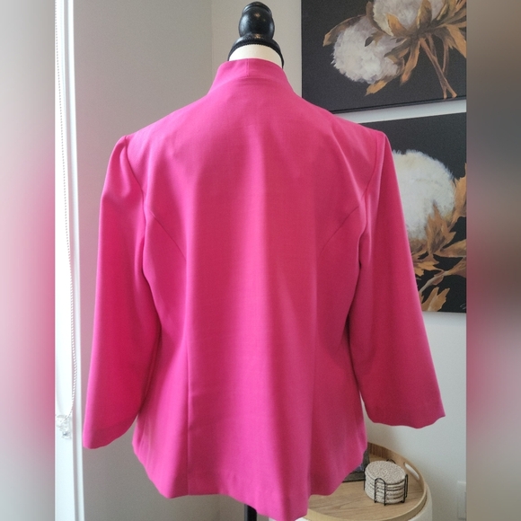 3/$30 Vintage Hot Pink Blazee - Picture 4 of 7